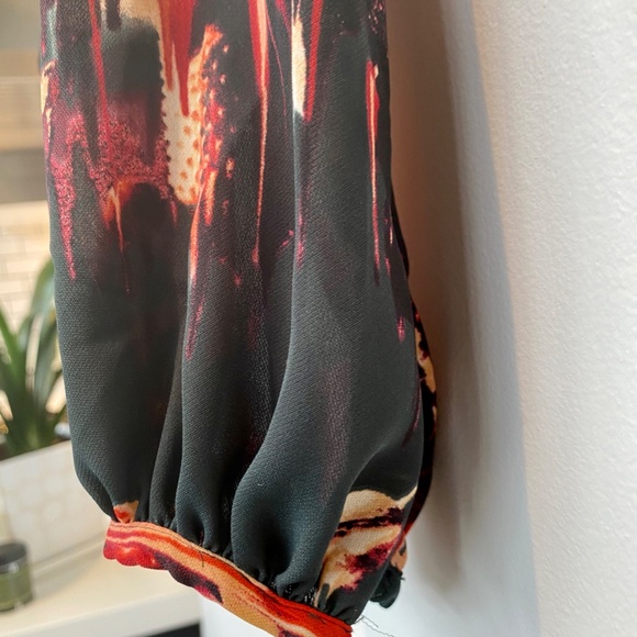 Aritzia Blouse - Picture 3 of 5